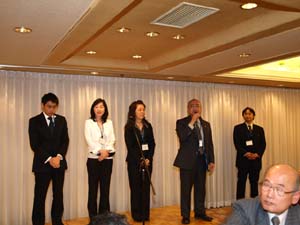 20年度副会長挨拶 向かって右から上西副会長、渡壁副会長、山本副会長、西原副会長